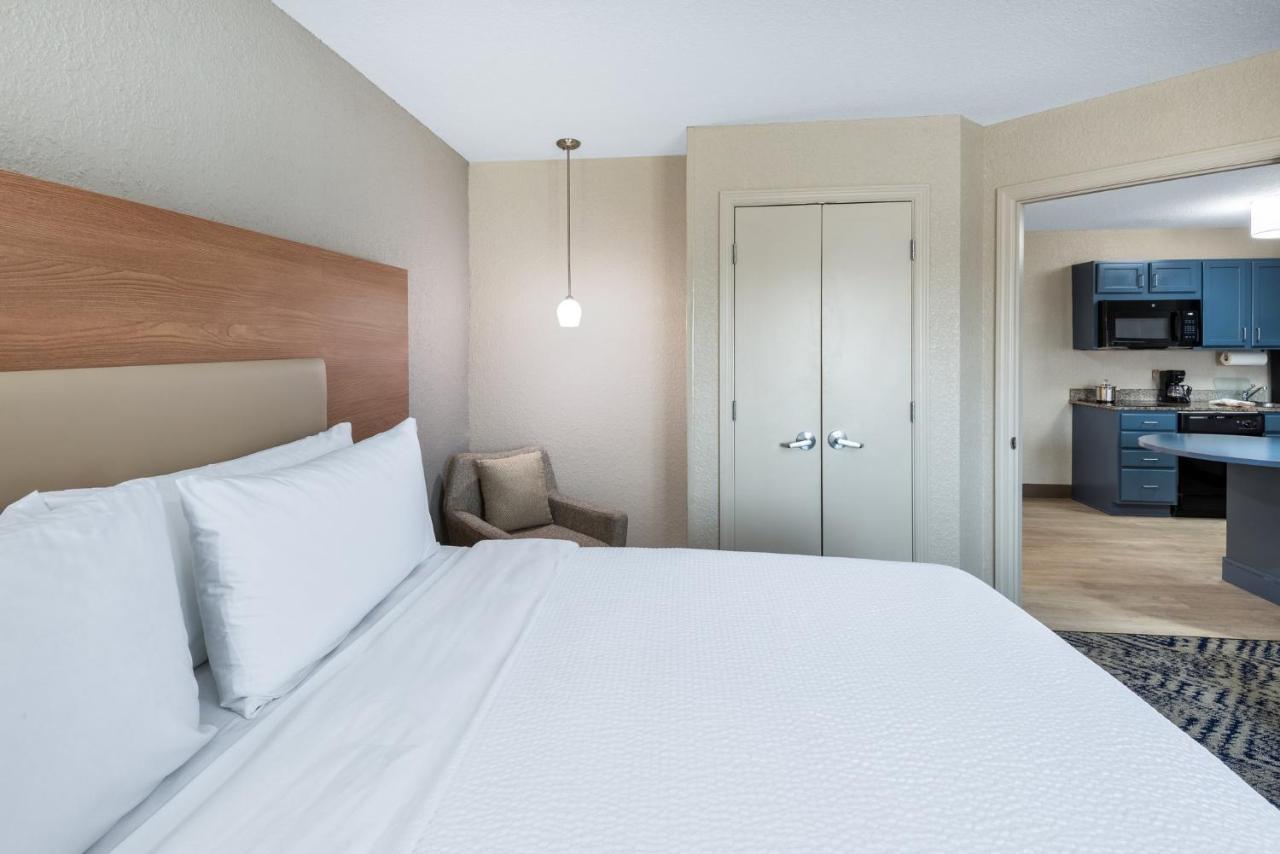 Candlewood Suites Chesapeake-Suffolk By Ihg Eksteriør bilde